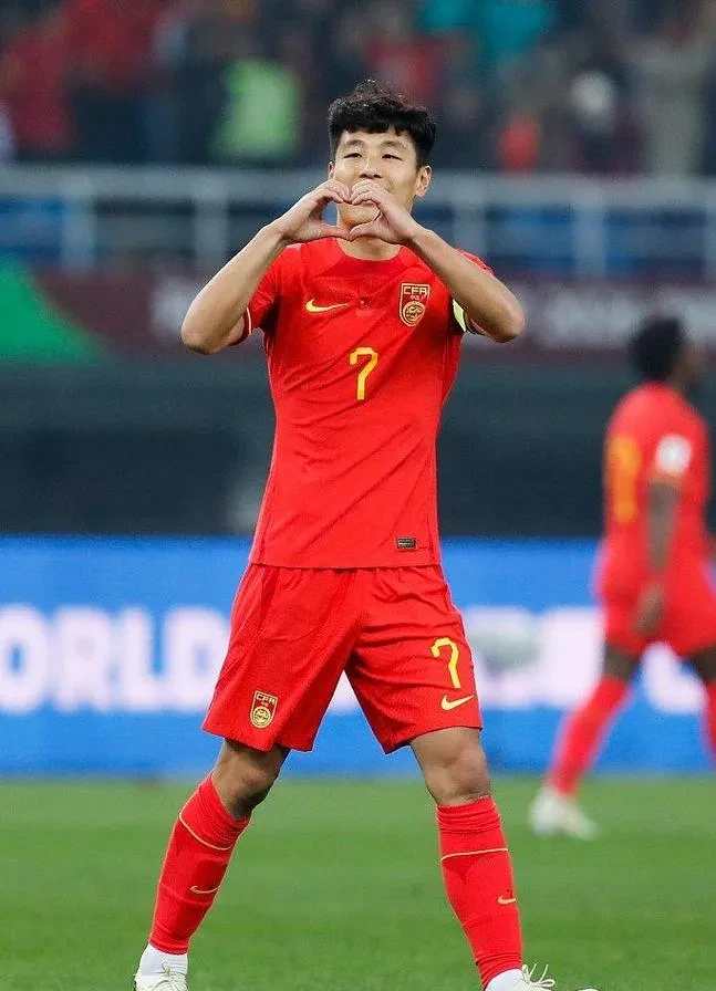 欧联倒计时，上海海港今夜回应争议，细节引发关注，底气十足，细节决定成败的简单介绍开云体育赛事直播